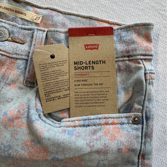 LEVI'S MID LENGTH WOMEN'S Denim Jean SHORTS CAITLYN FLORAL INDIGO Sz 27 NWT New - Picture 3 of 5